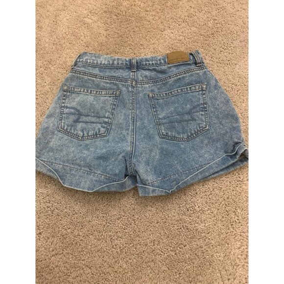 American Eagle Womens High-Waisted Light‎ Wash Denim Shorts - Size 00 - Picture 6 of 7